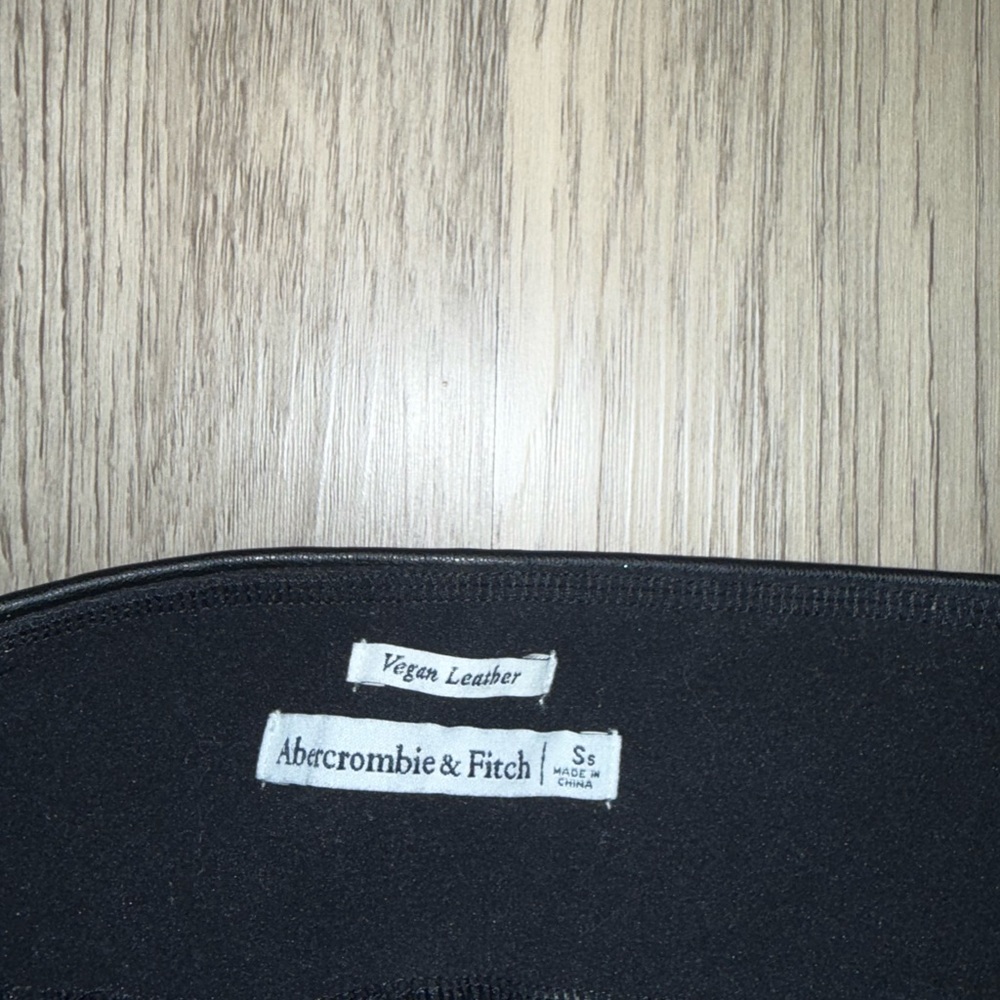 Abercrombie & Fitch Black Flare Pants - Picture 3 of 3